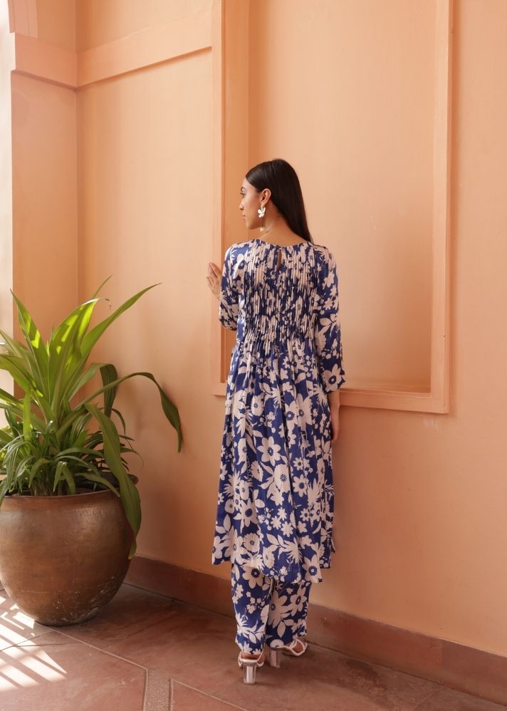 A Model Wearing Multicolor Vegan Silk Royal Kurta Set- Oasis Blue Print, curated by Only Ethikal