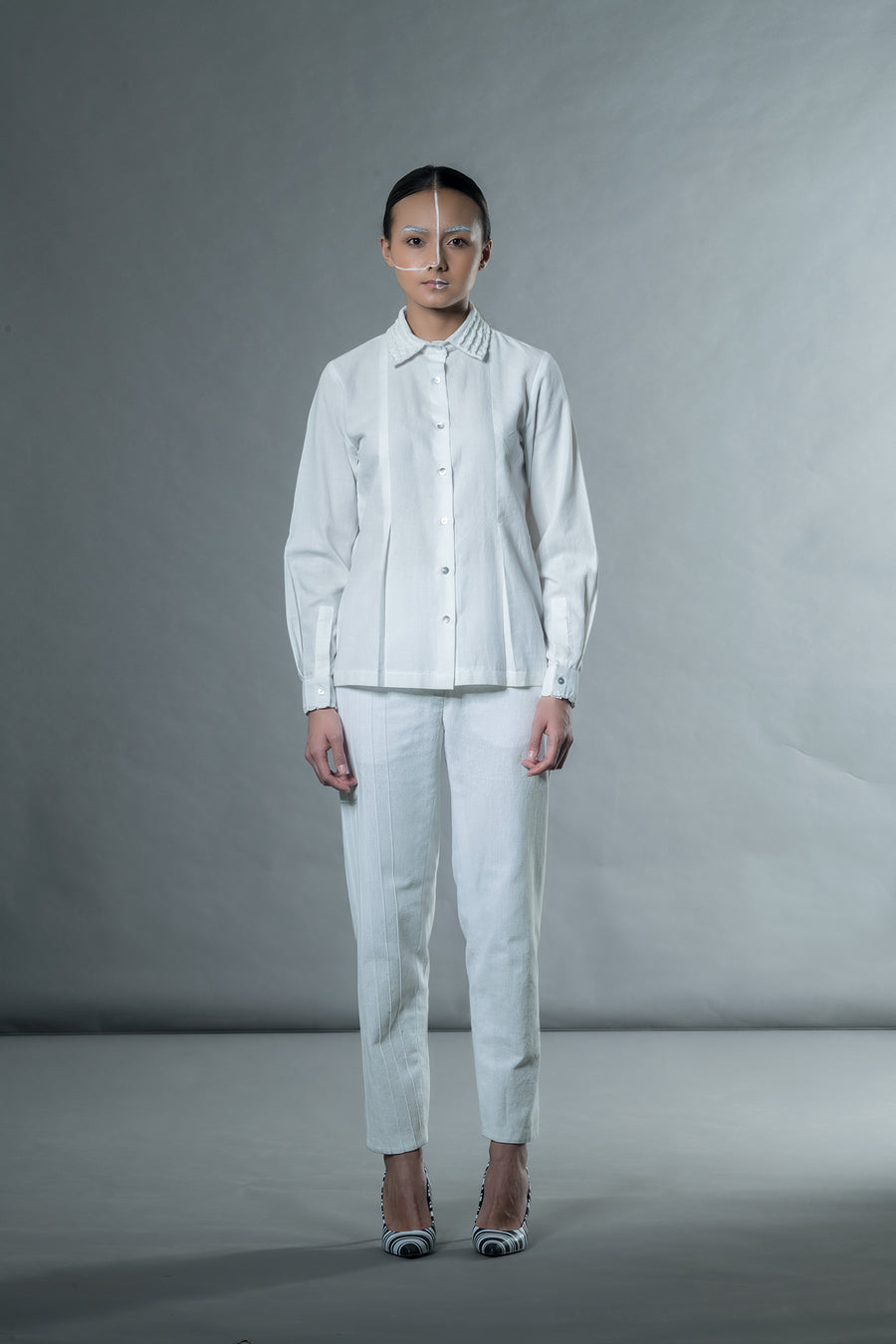 White Shirt with Shell Tucks Collar - onlyethikal