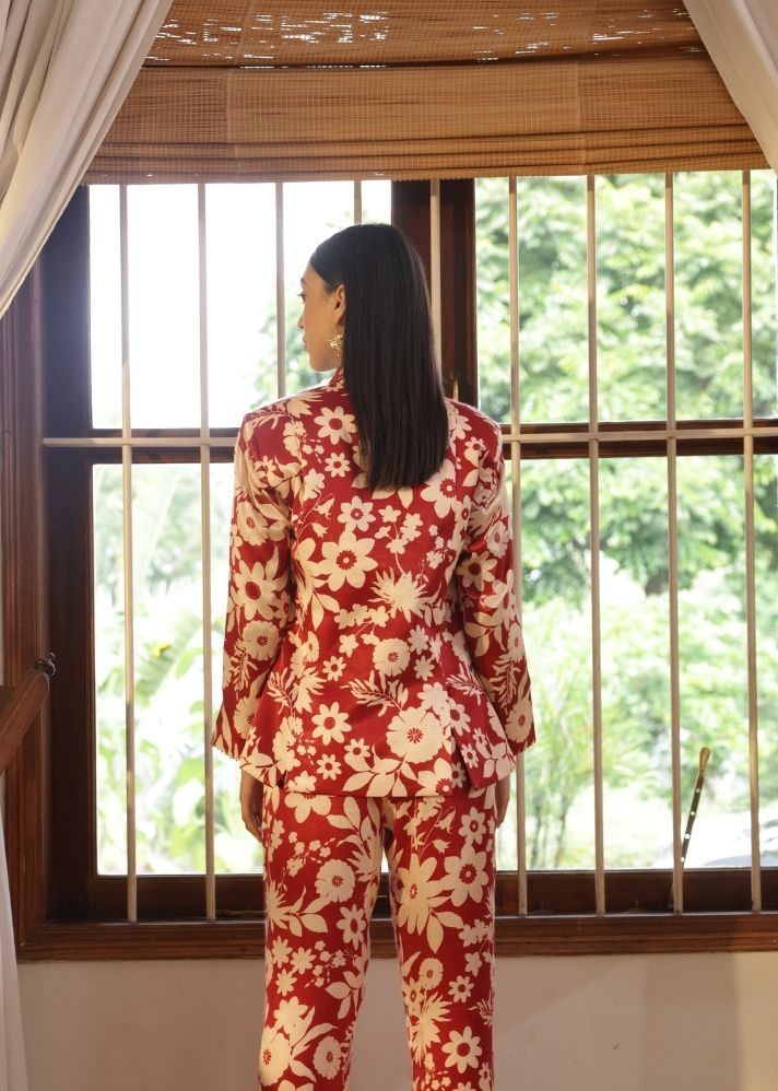 A Model Wearing Multicolor Vegan Silk Stella Blazer- Oasis Red Print, curated by Only Ethikal