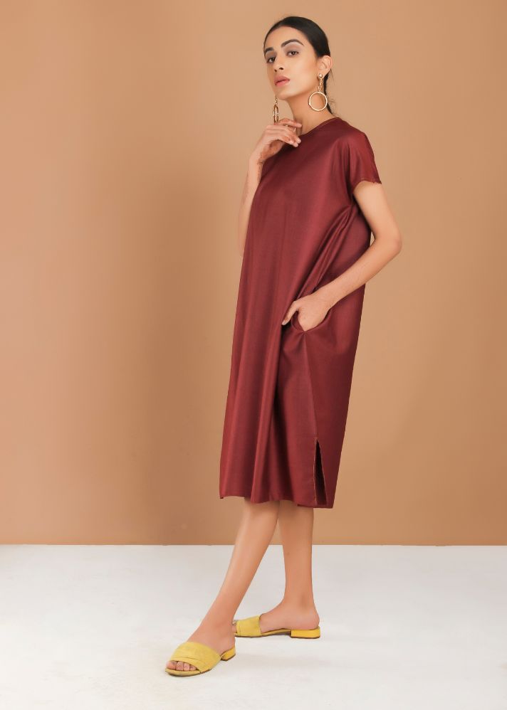 Dull Barn Red Shift Dress