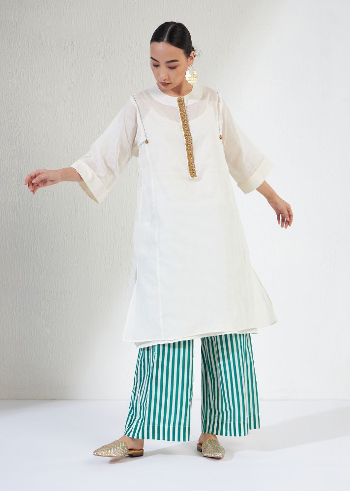 A Model Wearing Multicolor Handwoven Cotton Farah Set, curated by Only Ethikal