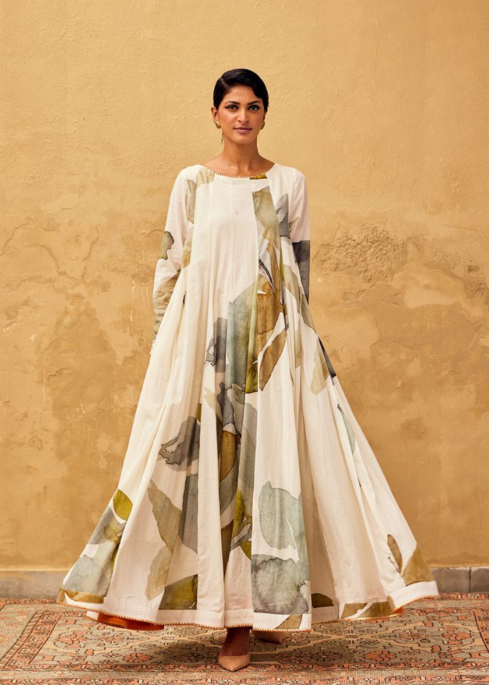 A Model Wearing Off White Cotton Mul Roshan Dress, curated by Only Ethikal