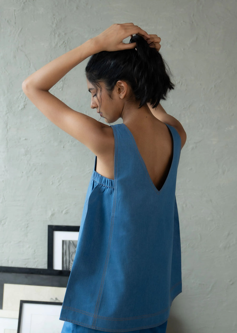 Explorer’S Note Top