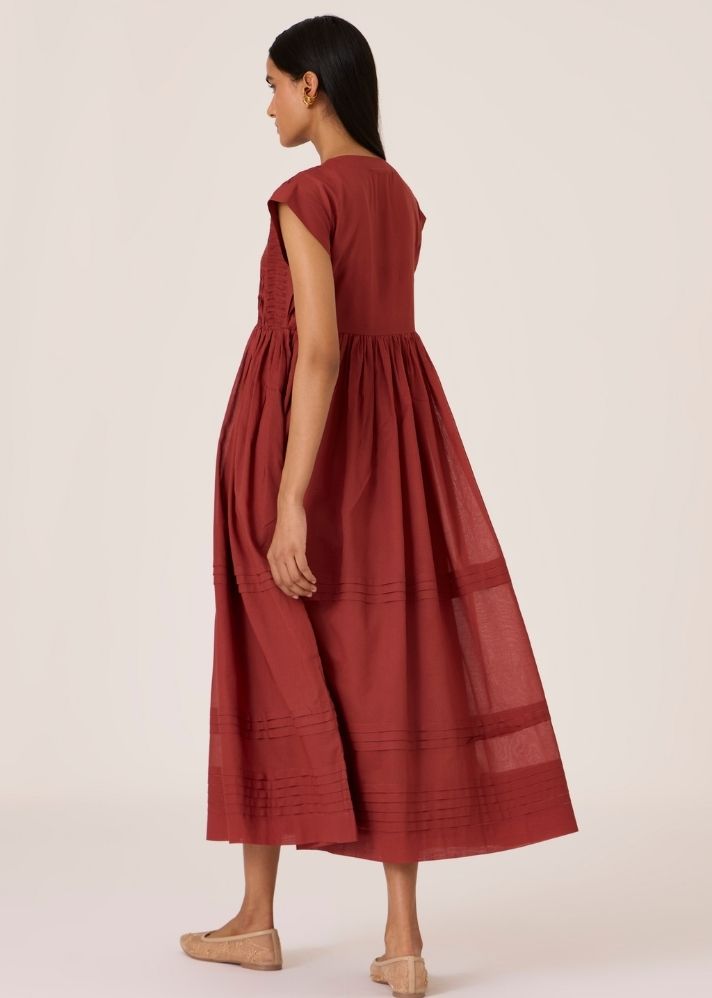 Aelia Umber Pleated Midi Dress