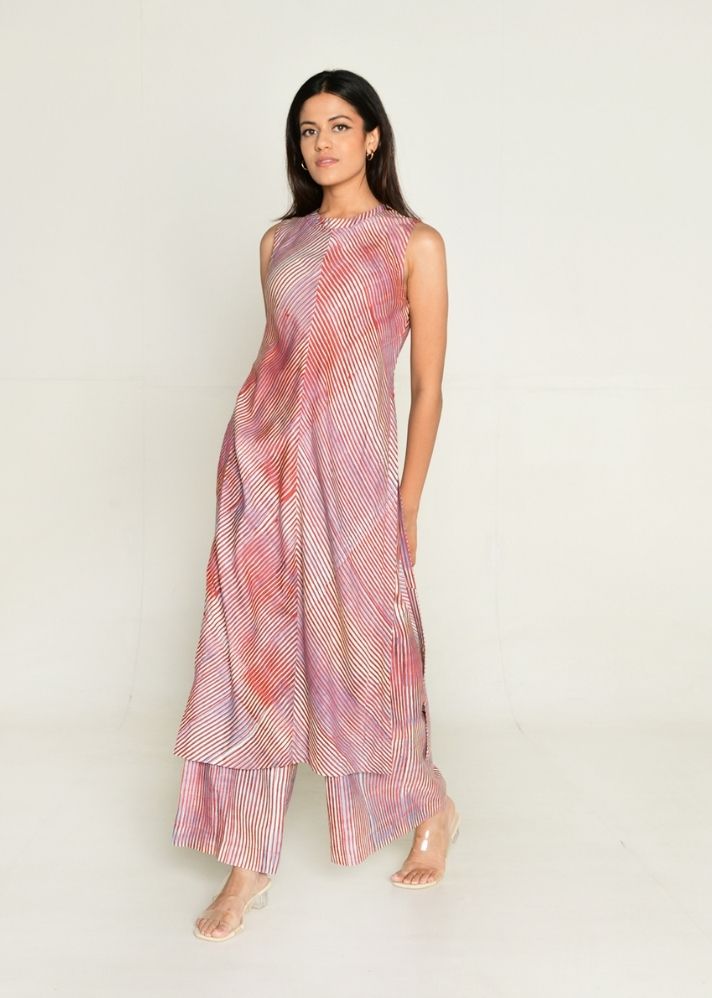 A Model Wearing Multicolor Cotton Bemberg Plosky Cloud High Slit Kurta, curated by Only Ethikal