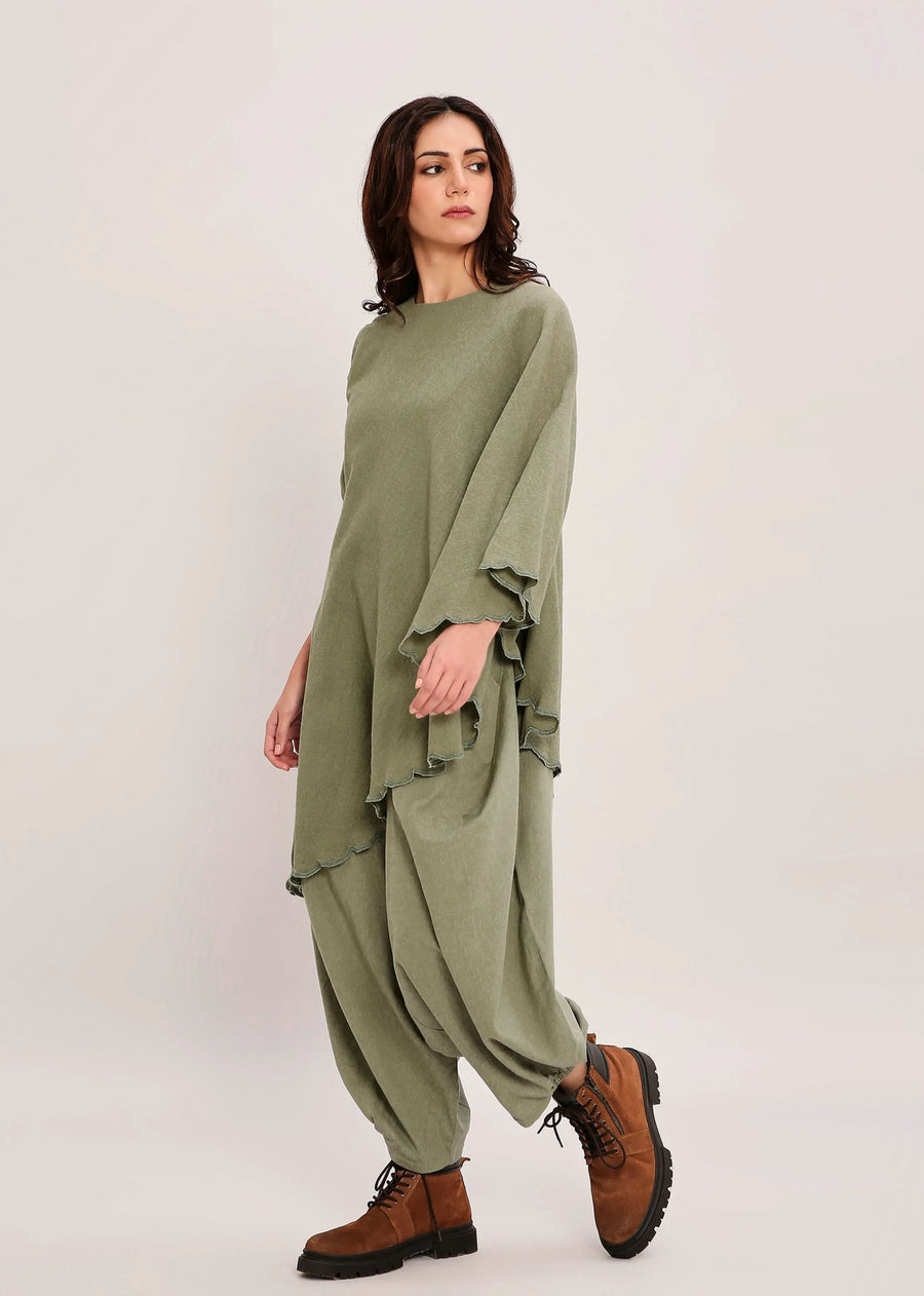 Capsule Edit Ribbed Scallop Tunic