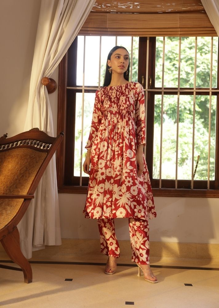 A Model Wearing Multicolor Vegan Silk Royal Kurta Set- Oasis Red Print, curated by Only Ethikal