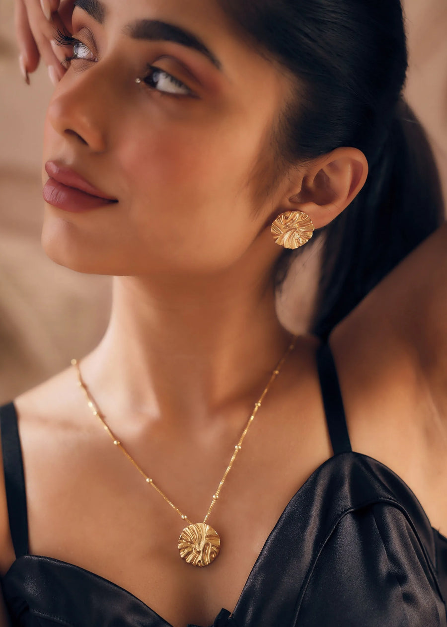 Hannah Pendant & Chain