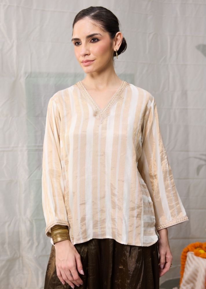 A Model Wearing White Chanderi Cotton White Kaveri Top-Ra/Fe/47, curated by Only Ethikal