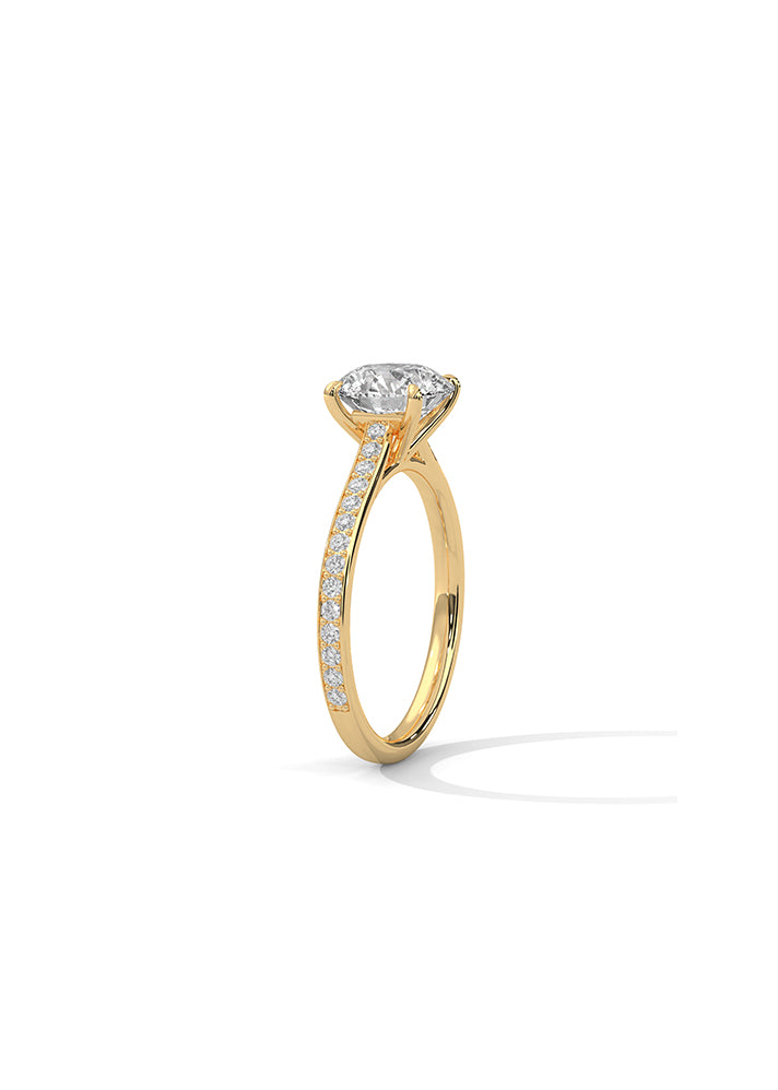 Solitaire Ring With 28 Diamonds-Cat0159