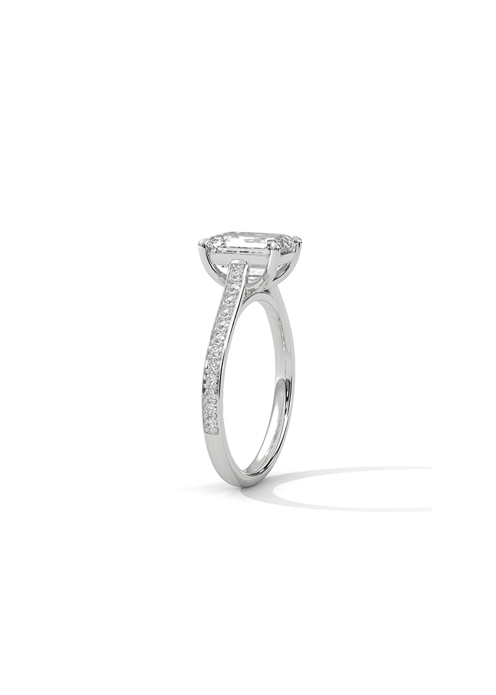 Emerald Cut Solitaire Ring With 24 Diamonds-Cat0177