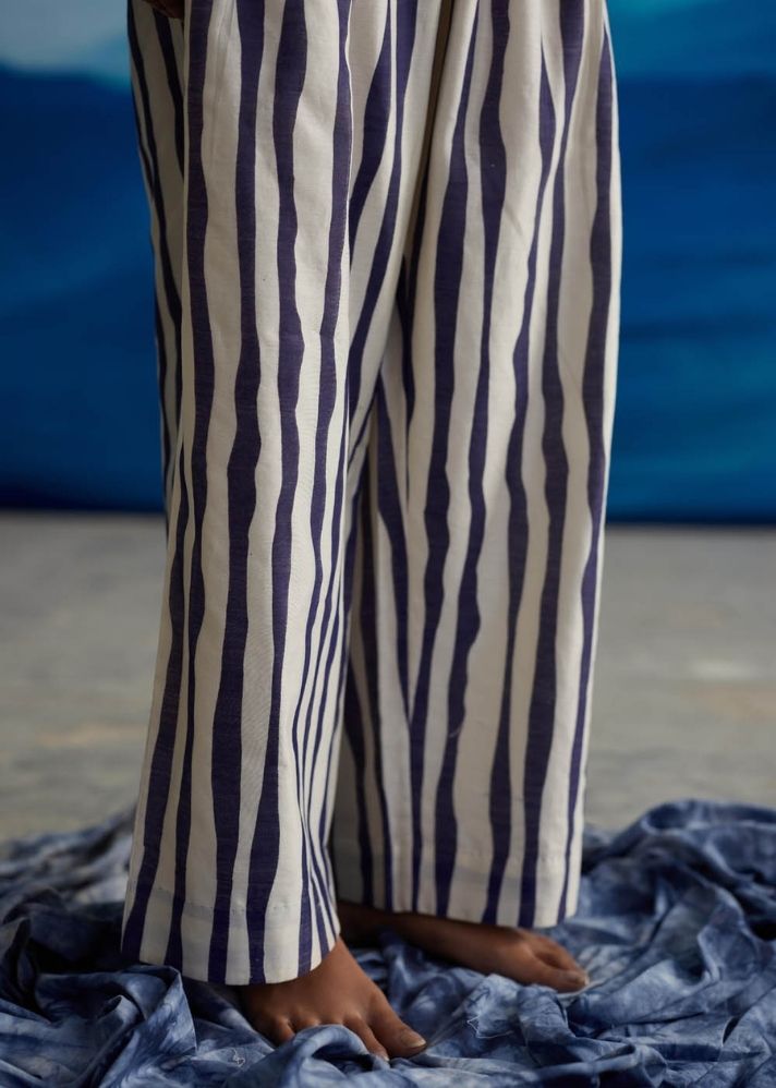 A Model Wearing Multicolor Chanderi Cotton Lillian Classic Pant, curated by Only Ethikal