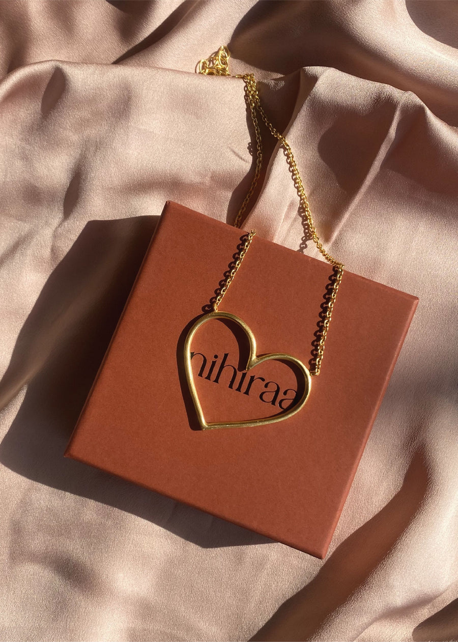 Amor Necklace