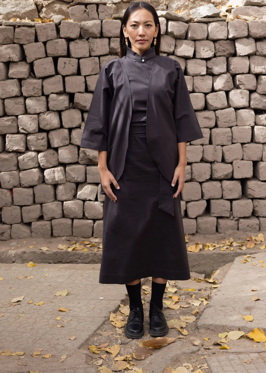 A Model Wearing Grey Cotton Linen Grey Cotton Linen Ri Mountain Half Chuba Skirt, curated by Only Ethikal