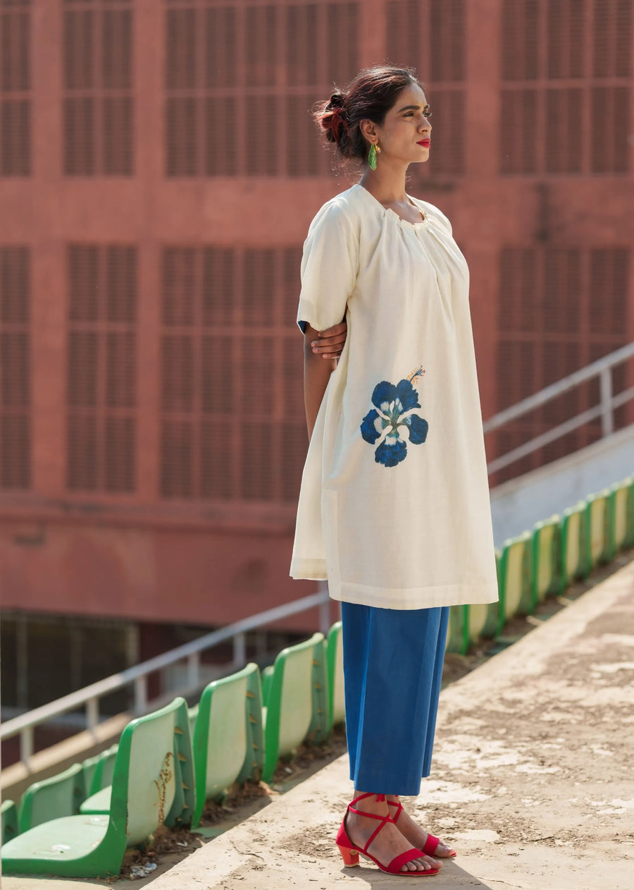 Kusuma Yuthika Set