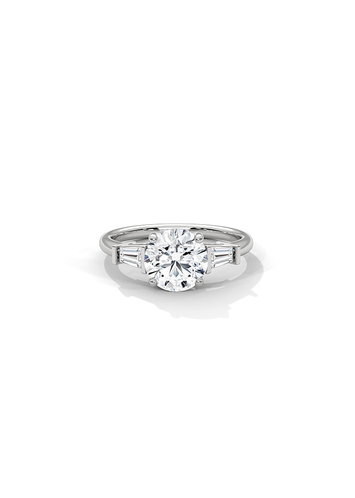 Solitaire Ring With Brilliant Round And Baguette Cut Diamonds-Cat0136