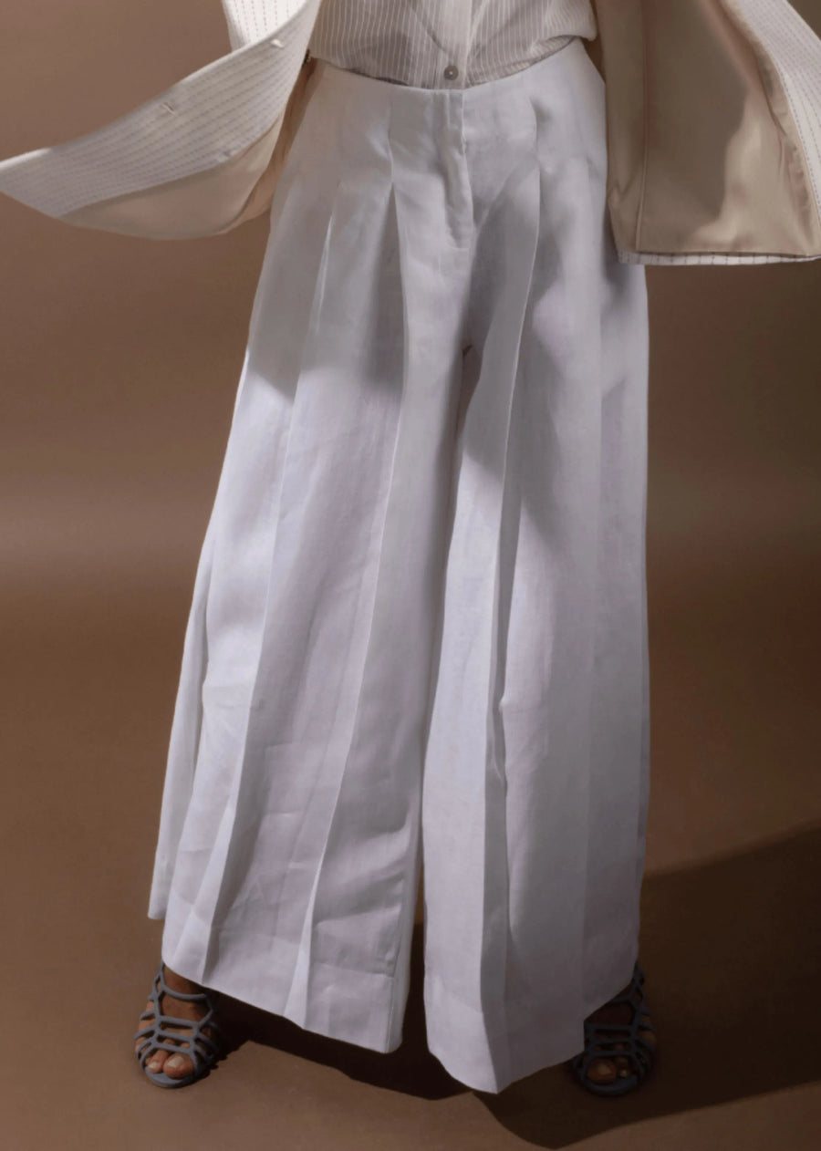 Kiana Linen Pleated Pants