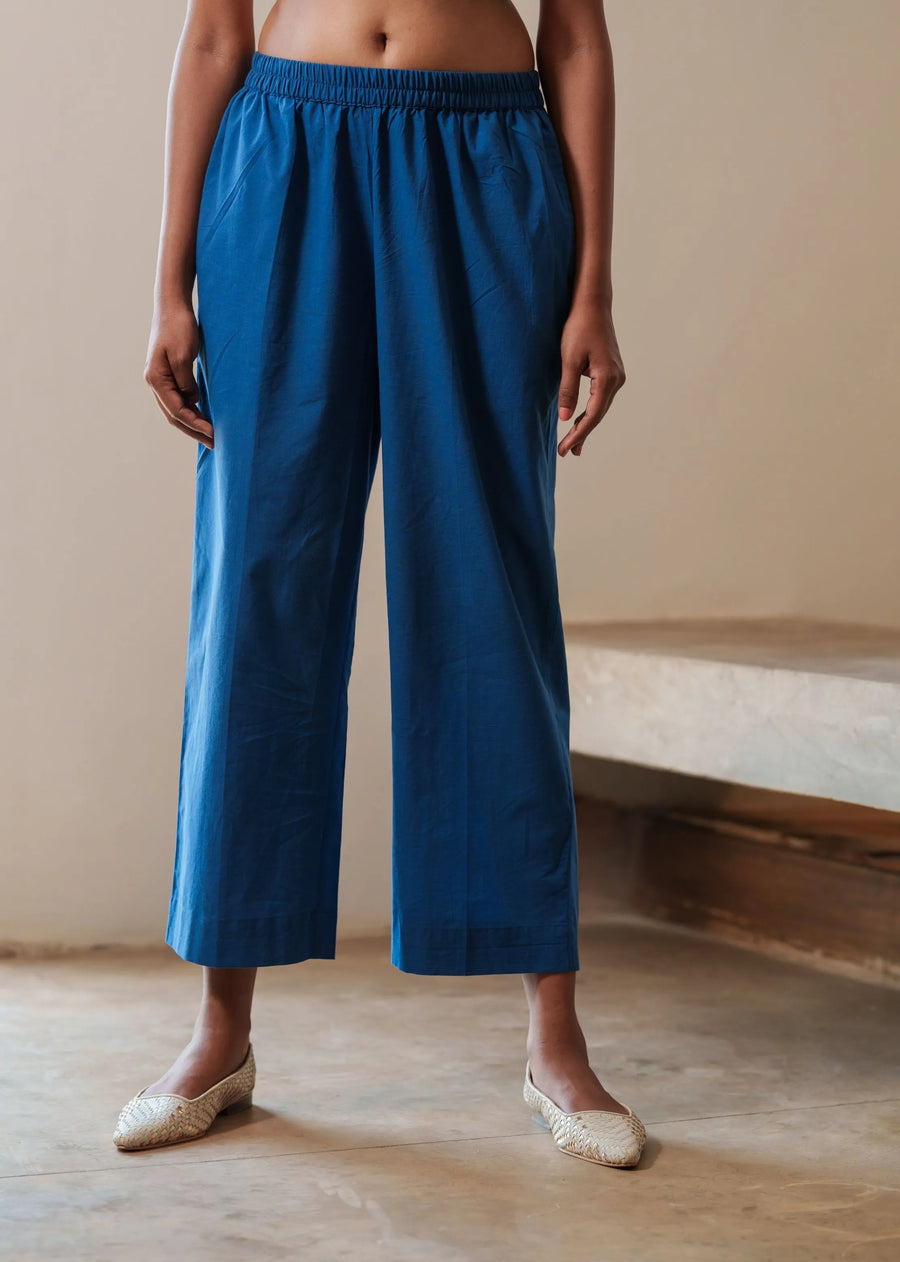 Kusuma Yuthika Set