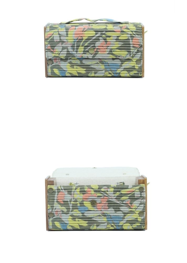 Oka Box Clutch - Single  Sleeve