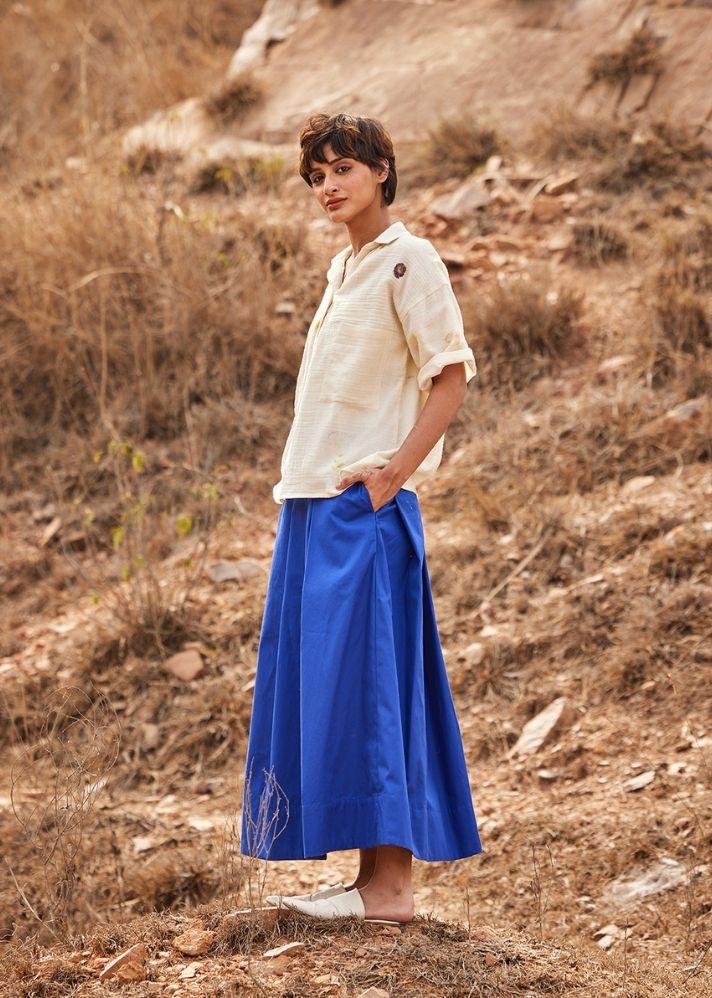 A Model Wearing Blue Cotton Mul Tez Neela skirt, curated by Only Ethikal