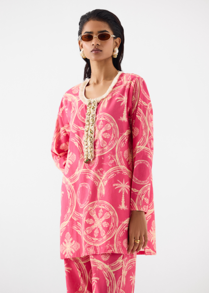 A Model Wearing Multicolor Cotton Areca Palm Short Kurta & Pants , curated by Only Ethikal