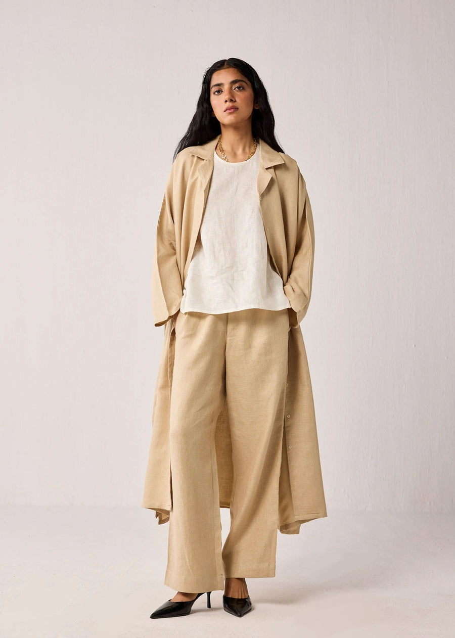 Oversized Lightweight Hemp Trench Coat With Side Slits In Beige