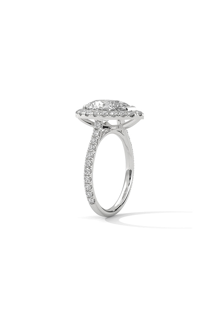 Pear Cut Solitaire Ring With 42 Diamonds-Cat0155