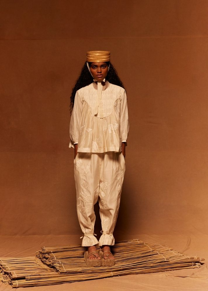 A Model Wearing White Cotton Silk Chanderi Kaeru Yoke Top, curated by Only Ethikal