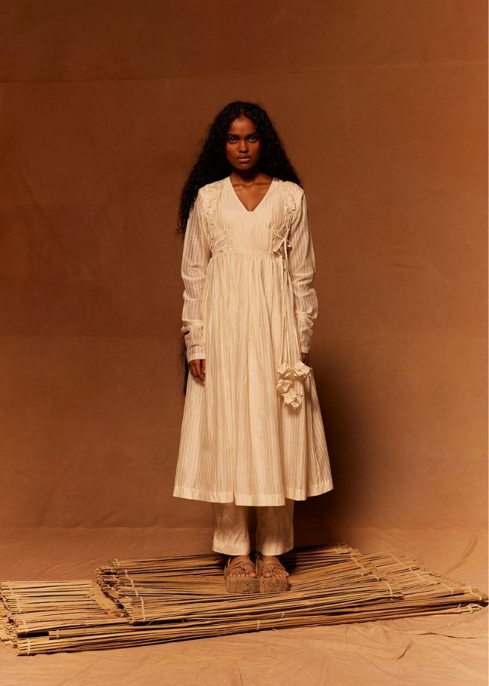 A Model Wearing White Cotton Silk Chanderi Shibuni Angrakha + Slip, curated by Only Ethikal