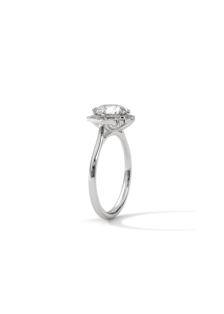 Solitaire Ring With 16 Diamonds-Cat0119