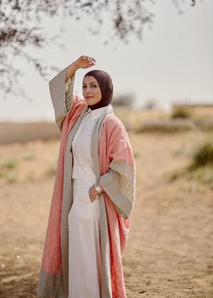 A Model Wearing Multicolor Linen Abidha Abaya - Pink Threadwork, curated by Only Ethikal