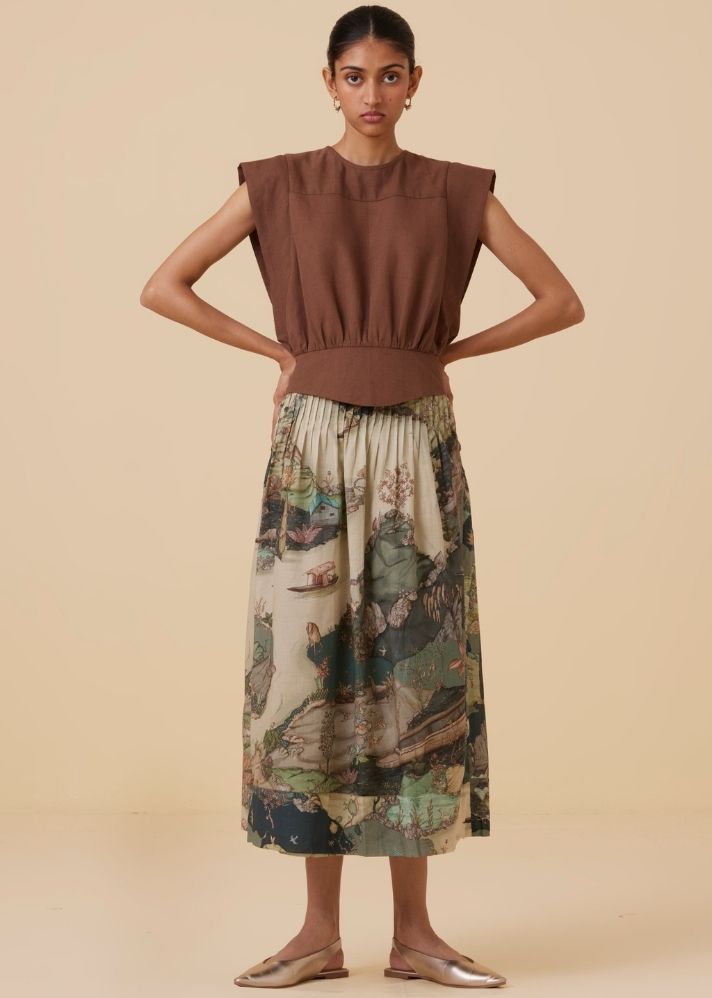 A Model Wearing Brown Linen Tahira Brown Top , curated by Only Ethikal