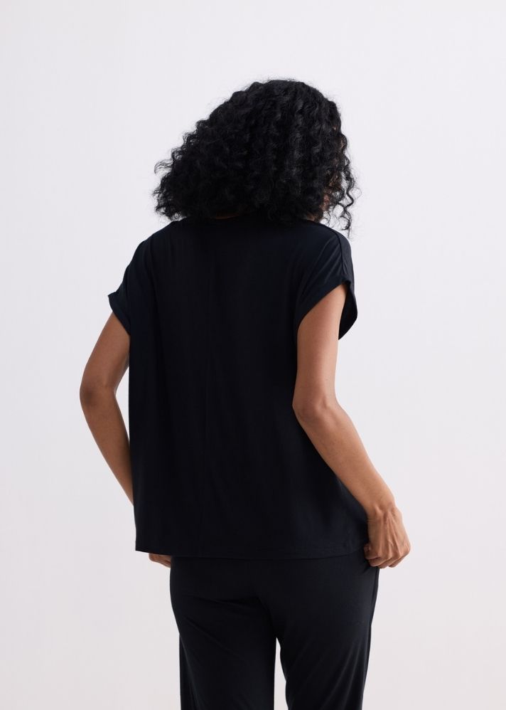 Relaxed Tee In Black