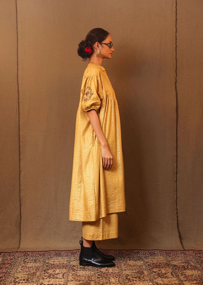 Mustard Str Emb Spade Acra Tunic