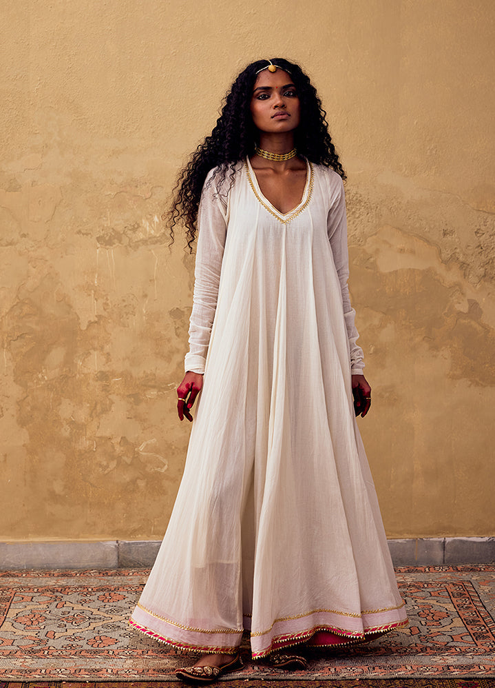 A Model Wearing Off White Cotton mul Gehna Dress, curated by Only Ethikal