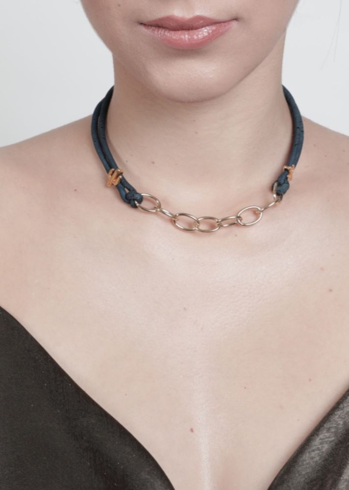 Arizona Bold Gold Necklace In Navy Blue