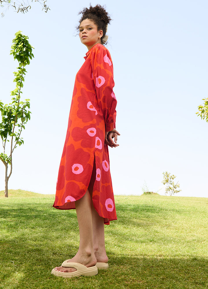 A Model Wearing Multicolor Linen Cotton Red Floral Mekkojasmine Tunic, curated by Only Ethikal