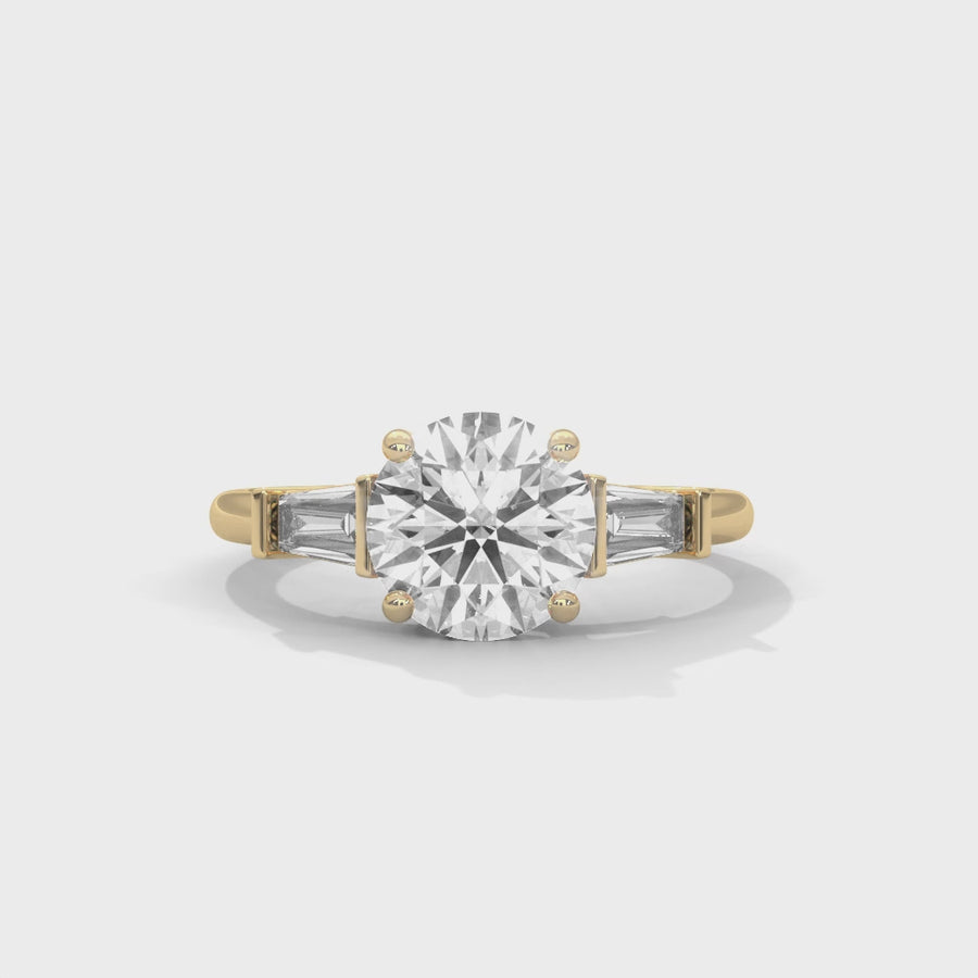 Solitaire Ring With Brilliant Round And Baguette Cut Diamonds-Cat0136