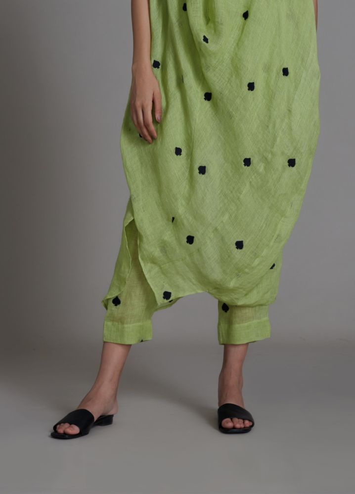 A Model Wearing Green Linen Se Call Pants- Green, curated by Only Ethikal