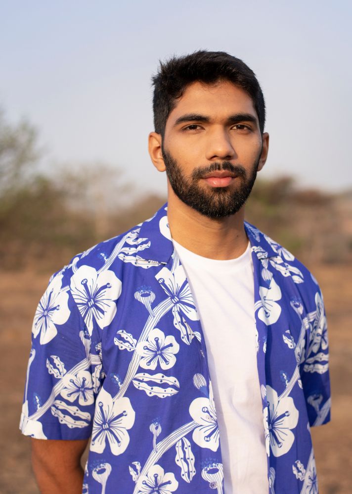 Man wearing Pure Cotton Blue Willow Unisex by Label Graph curated by Only ethikal