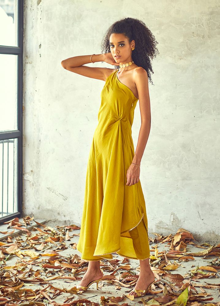A Model Wearing Yellow Pure Cotton Surajmukhi (Set Of 2), curated by Only Ethikal
