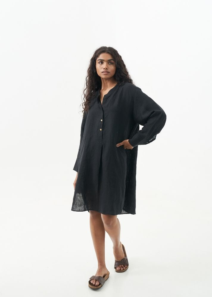 A Model Wearing Black Handwoven Cotton Easy fit Black Linen Tunic, curated by Only Ethikal