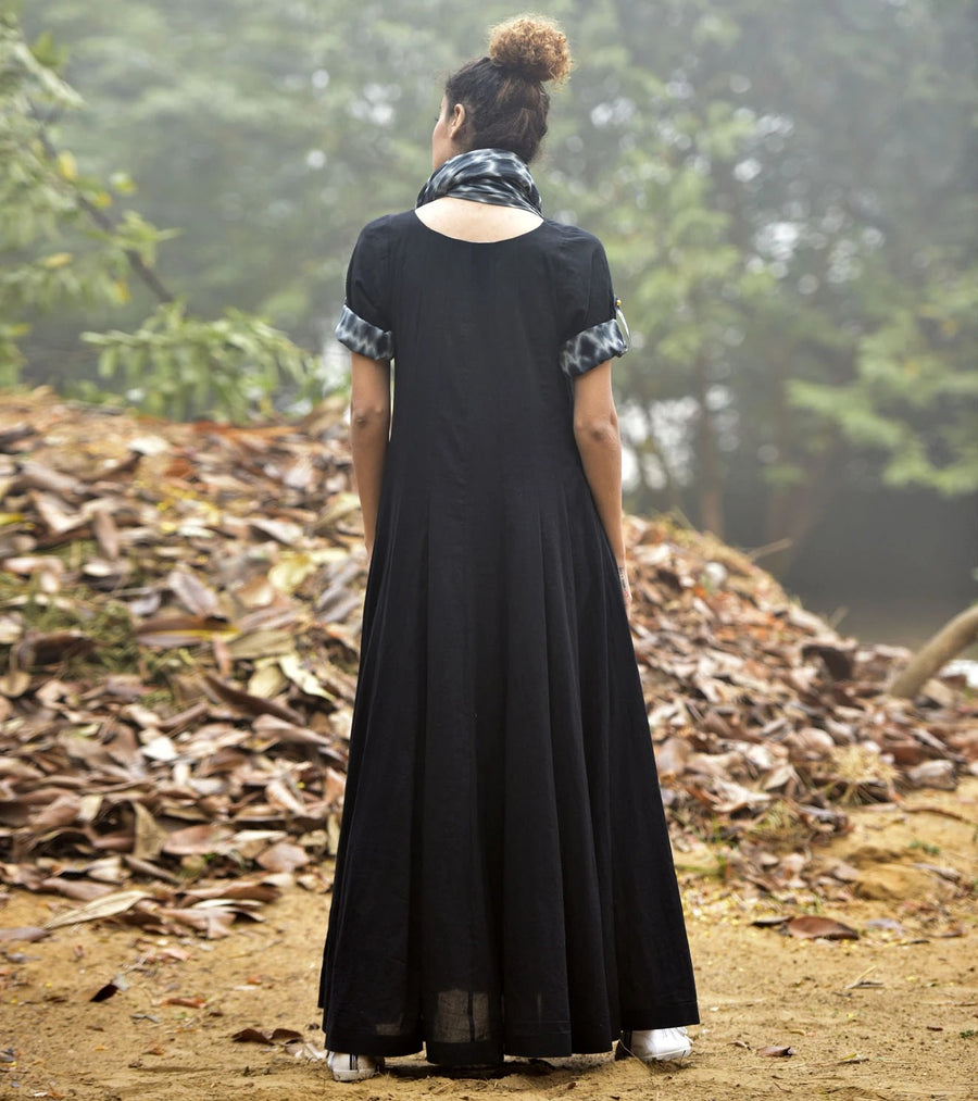 Classic flare black dress - onlyethikal