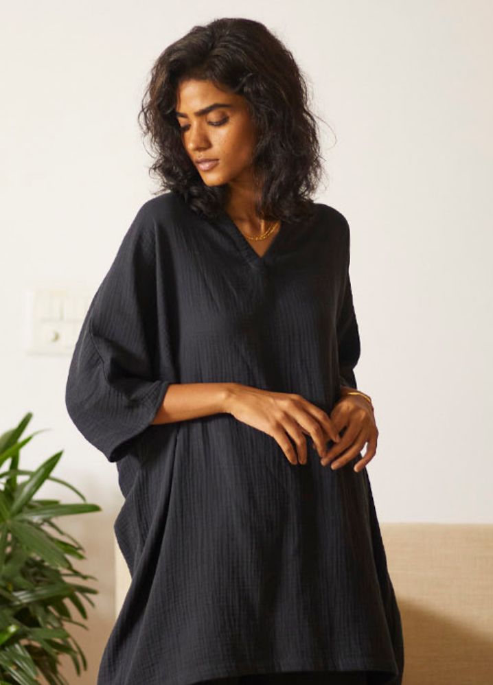 Woman wearing Black Pure Cotton Ash Co-Ord Set by Kharakapas curated by Only Ethikal