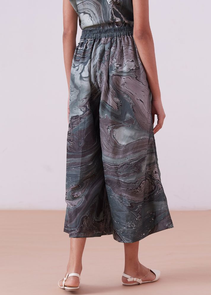A Model Wearing Grey Organic cotton Freida Pant Marbled, curated by Only Ethikal