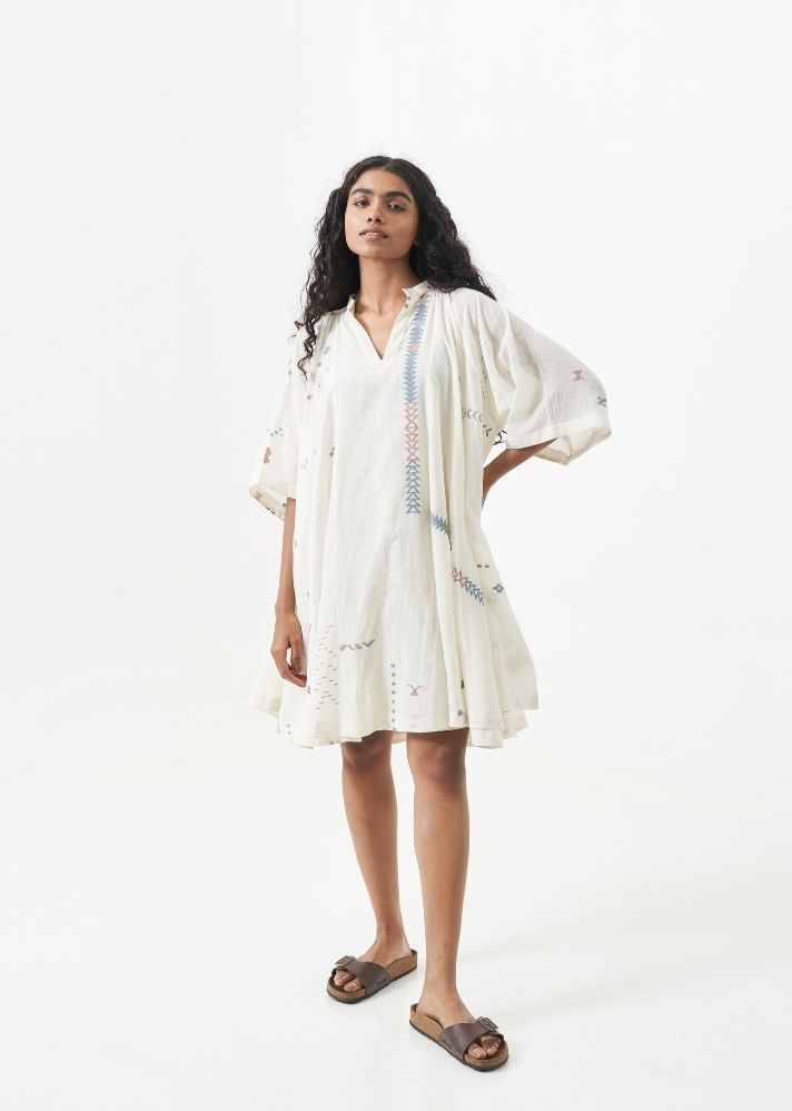 A Model Wearing White Handwoven Cotton White oversized dress, curated by Only Ethikal