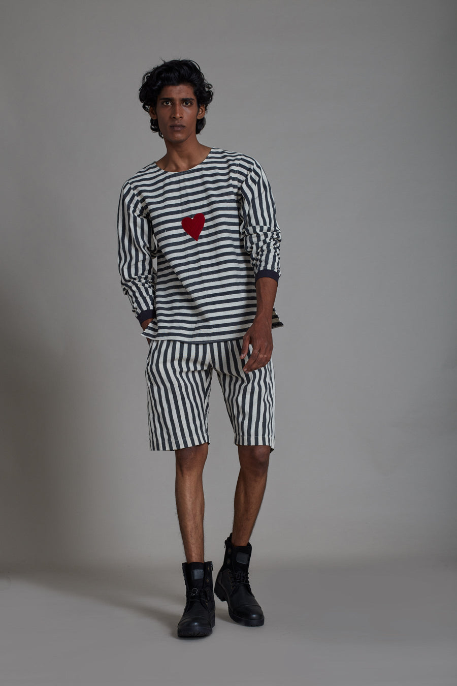 A Model Wearing White Pure Cotton Heart Black Stripe Set, curated by Only Ethikal