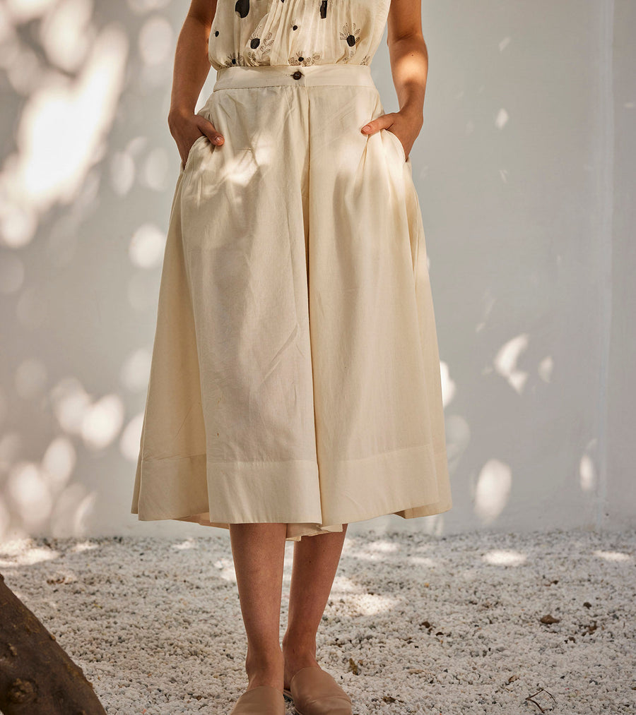 A Model Wearing White Pure Cotton Sweet Mist Culottes, curated by Only Ethikal