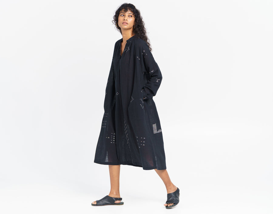 A Model Wearing Black Handwoven Cotton Oversized Gathered Slate Dress, curated by Only Ethikal