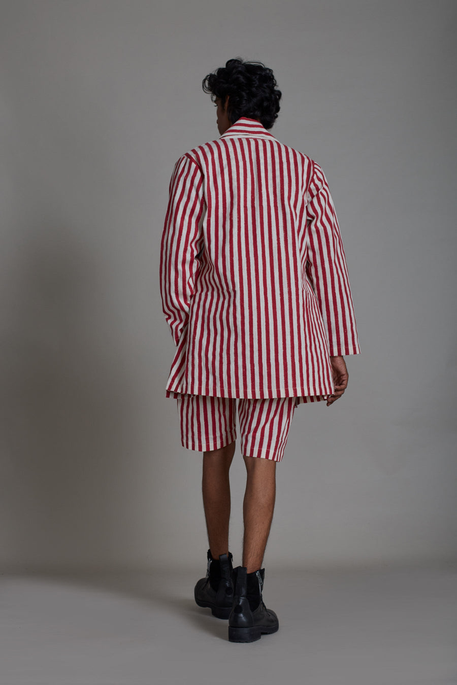 A Model Wearing White Pure Cotton Red Stripe Shawl Jacket, curated by Only Ethikal